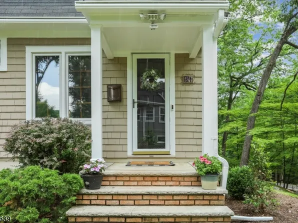 31 Fells Rd, Verona Twp., NJ 07044