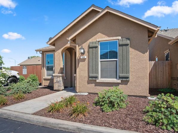 808 Castellona Dr, Newman, CA 95360