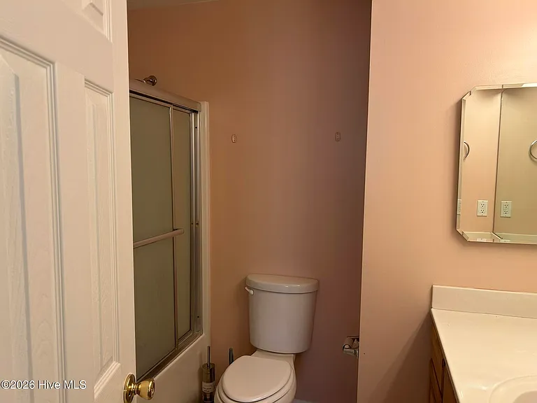 212 W Woodbine Ter — Photo 20