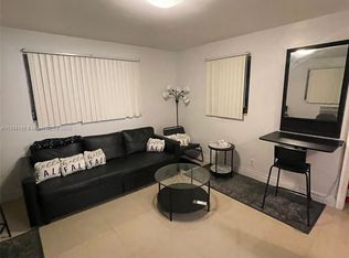 729 NE 6th St #3A, Hallandale, FL 33009