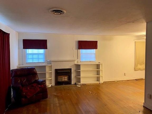 2nd image of 17487 Wildwood Dr