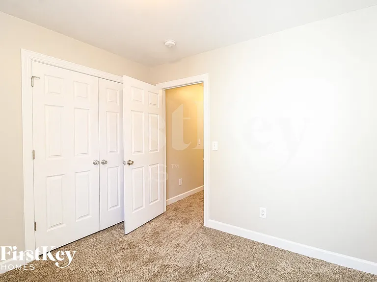 1909 Fernwood Dr — Photo 9