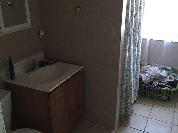 Second floor bath with shower