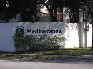333 Ives Dairy Rd #333-06, North Miami Beach, FL 33179