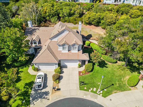 3rd image of 511 Suisun Ct