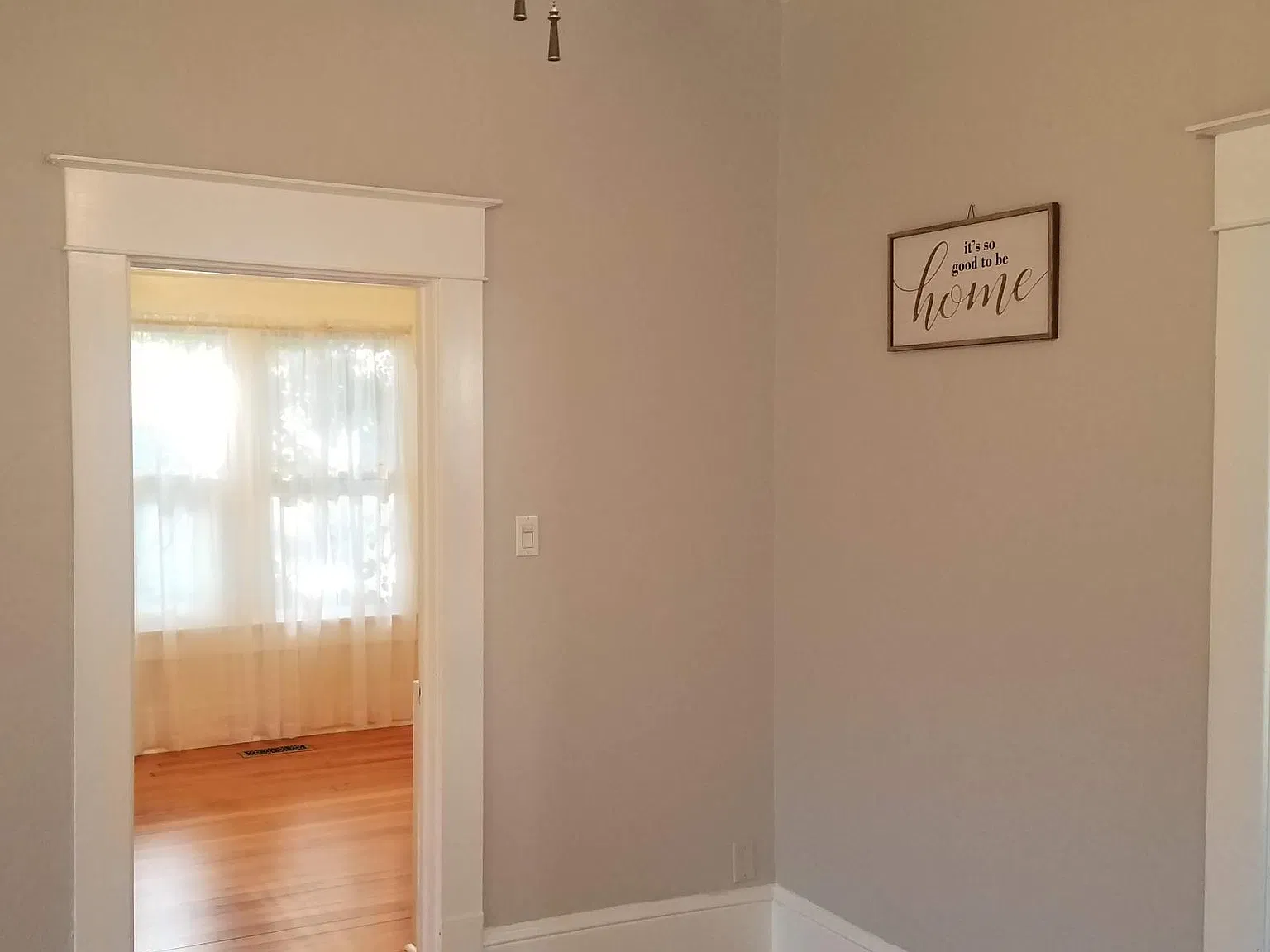 3 bed, 1100 sqft, $1,850 — Photo 2