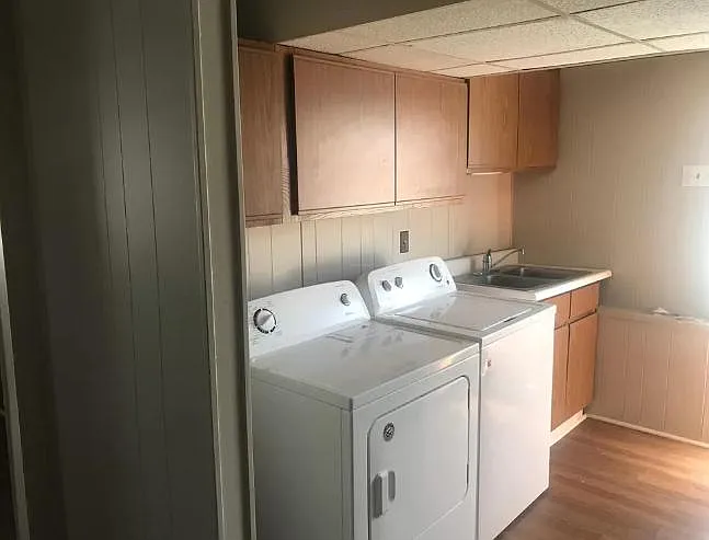 455 S Fraser Ave — Photo 4
