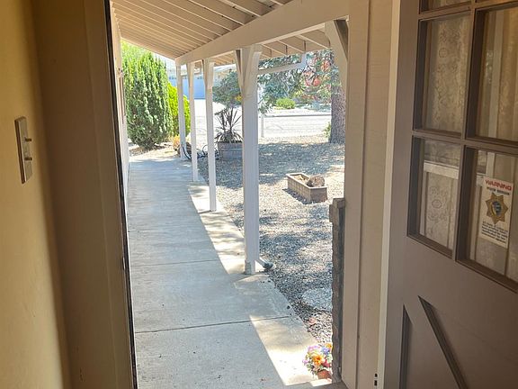 5th image of 1435 Manhattan Way