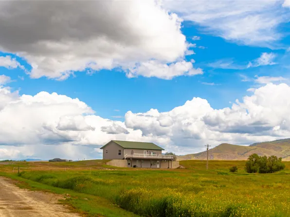 33 Garcon Gulch Rd, Hot Springs, MT 59845