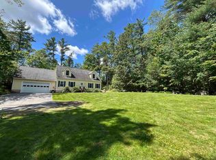 29 Dixon Ave, Newfields, NH 03856