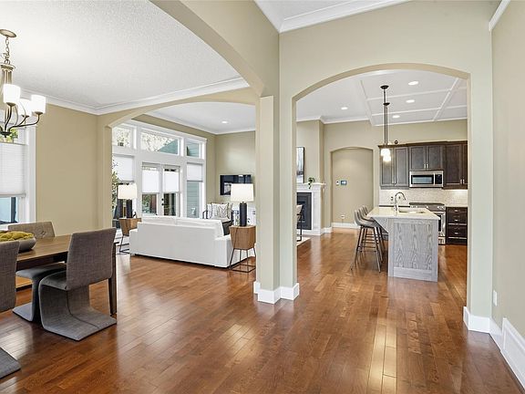 4th image of 101 Bray Rd