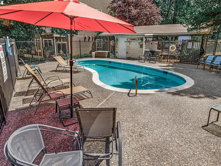 4640 Lower Dr — Photo 11
