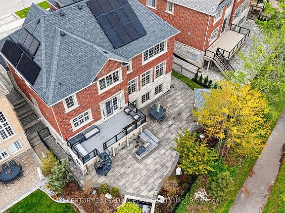 5th image of 33 Stollery Pond Cres