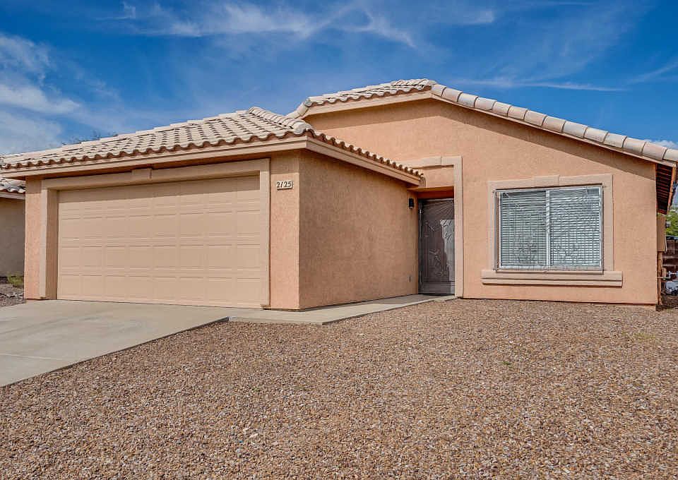 2nd image of 2125 N Jacana Loop