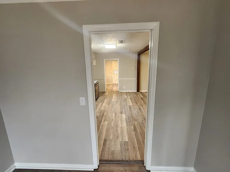 5401 Lichfield Rd — Photo 13