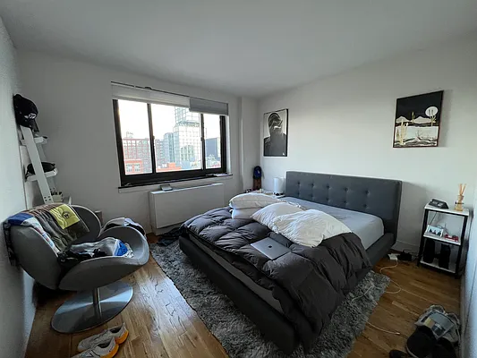 Rented by AZ REALTY NYC LLC | media 22
