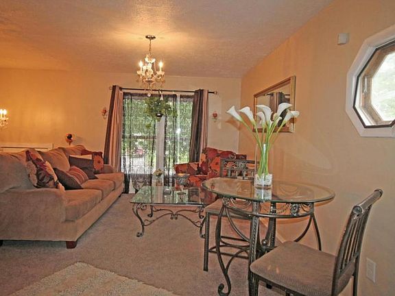 4th image of 4259 Arbury Ln