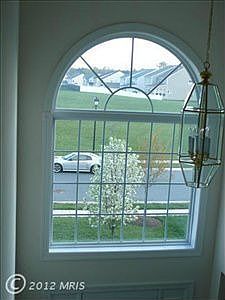 4th image of 1254 Colonial Park Dr