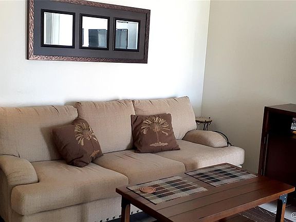 3rd image of 3212 NE 10th St APT 4