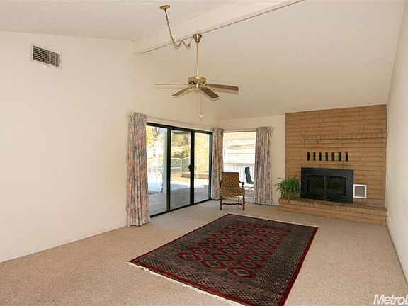 5th image of 6100 Stanley Dr
