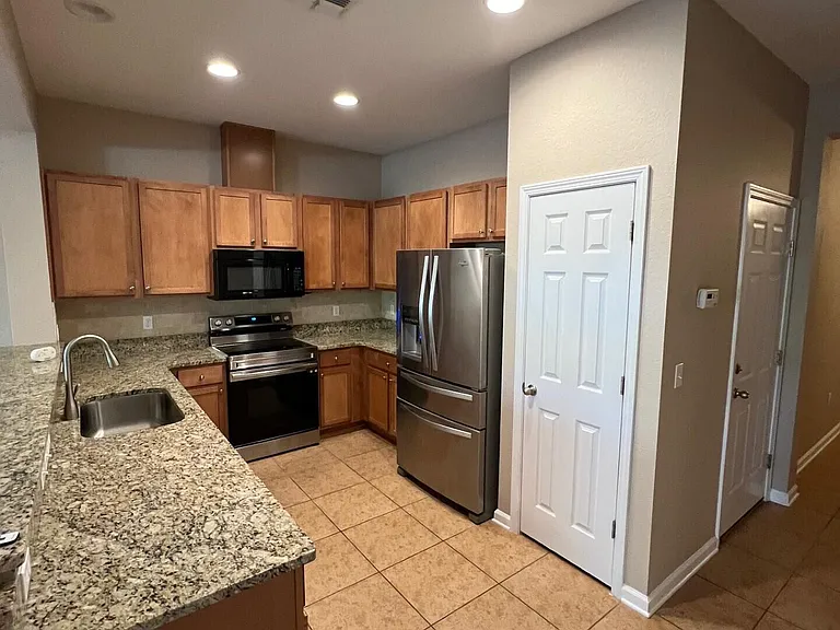 227 Sand Oak Blvd — Photo 6