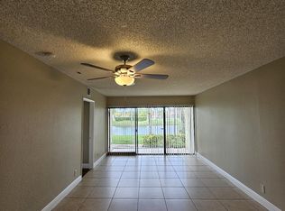 1523 Lake Crystal Dr APT B, West Palm Beach, FL 33411