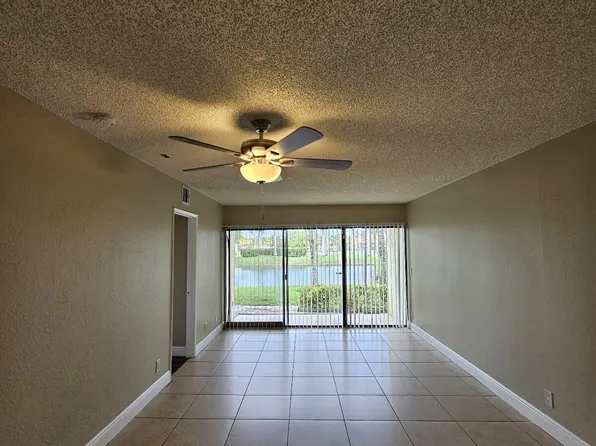 1523 Lake Crystal Drive #B, West Palm Beach, FL 33411