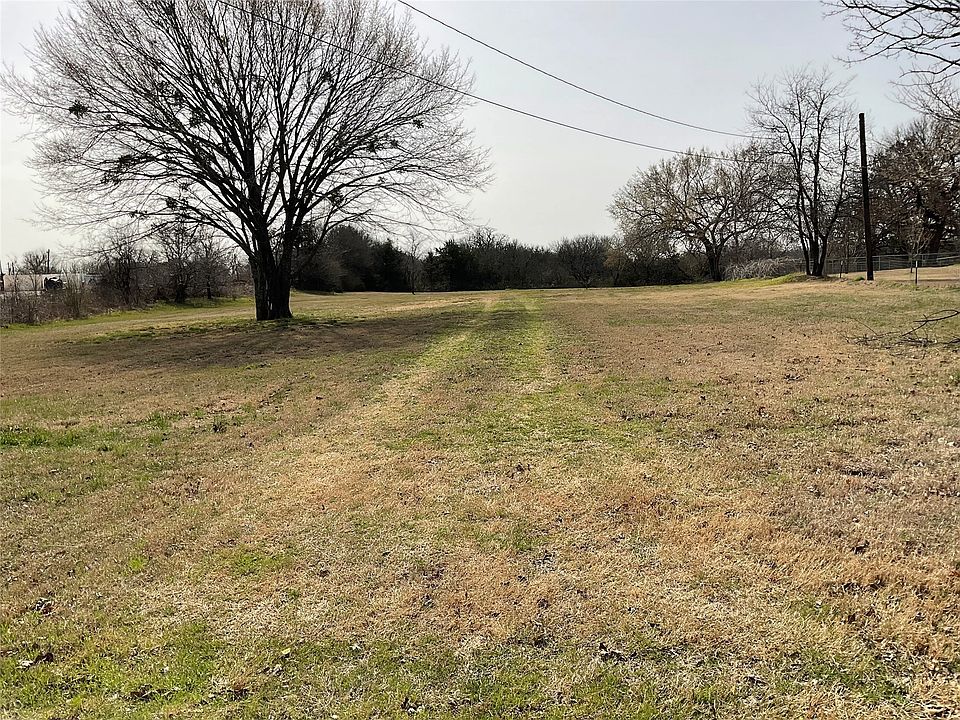 2nd image of 2330 Knight Rd