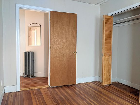 4th image of 27 Belknap St #3
