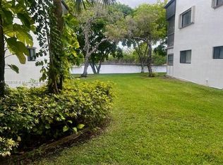9920 NW 68th Pl APT 103, Tamarac, FL 33321