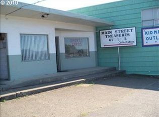 141 NE Main St, Winston, OR 97496