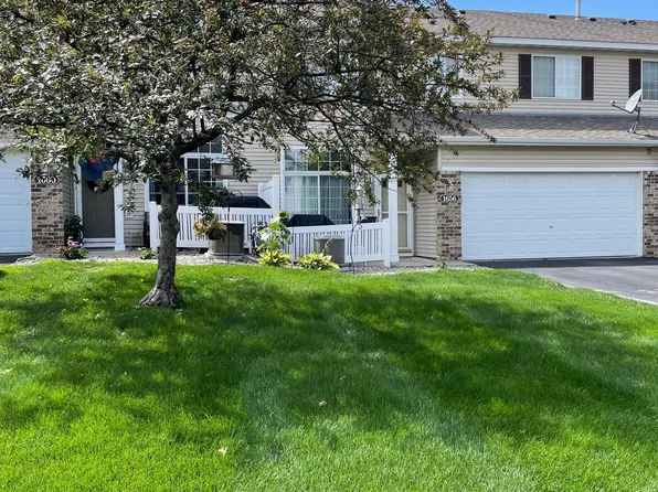 1660 Brittany Dr, Shakopee, MN 55379