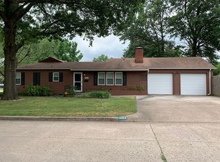 3304 S Louisville Ave, Tulsa, OK 74135