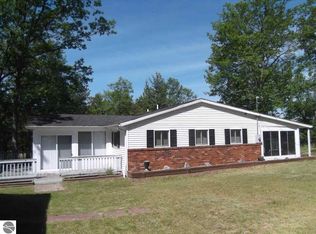 8198 Circle Dr, South Branch, MI 48761
