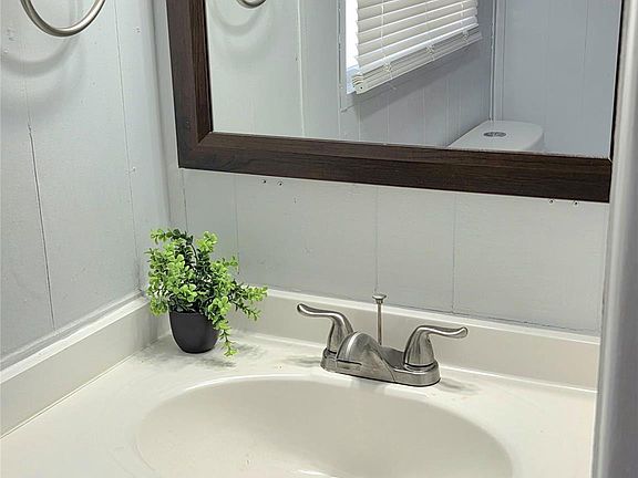 3rd image of 2050 SW 83rd Terrace