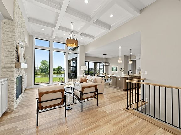 4th image of 5804 NE Sherman Ct