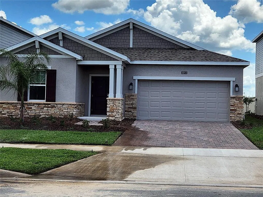 4 bed, 3.0 bath, 2199 sqft, $2,900 — Photo 2