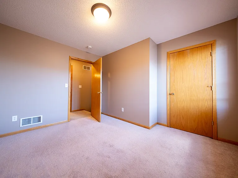 2525 Cobble Hill Ct #D — Photo 16