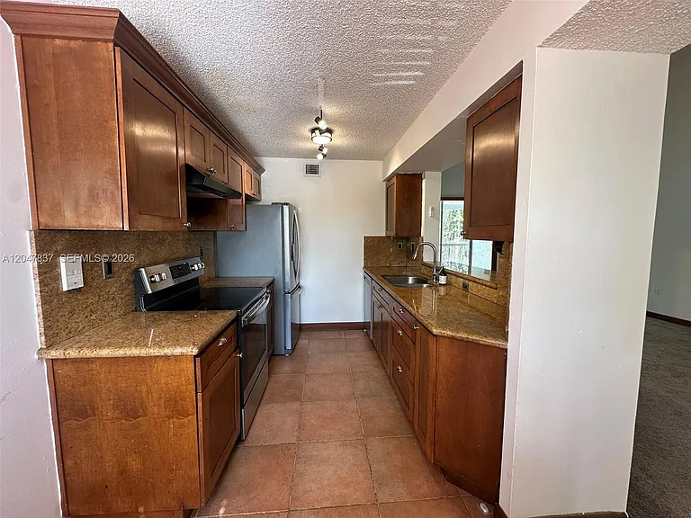 4990 NW 97th Pl #314 — Photo 1