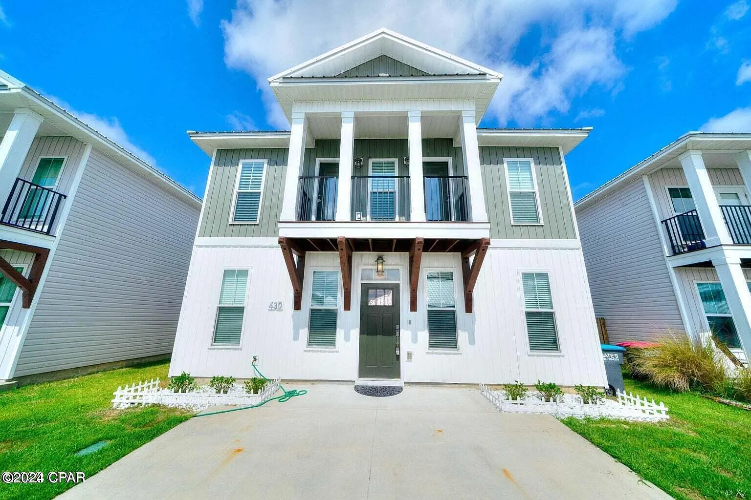 4 bed, 1812 sqft, $2,350 — Photo 1