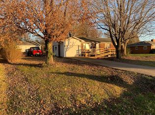 210 Maple St, Eddyville, KY 42038