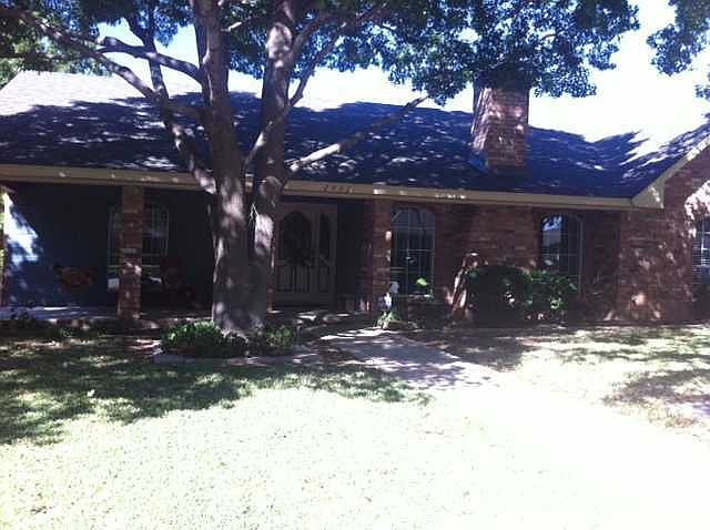 1st image of 2402 Crestline Dr