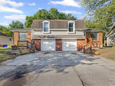 1431-33 E Penrose Ln, Olathe, KS, 66062