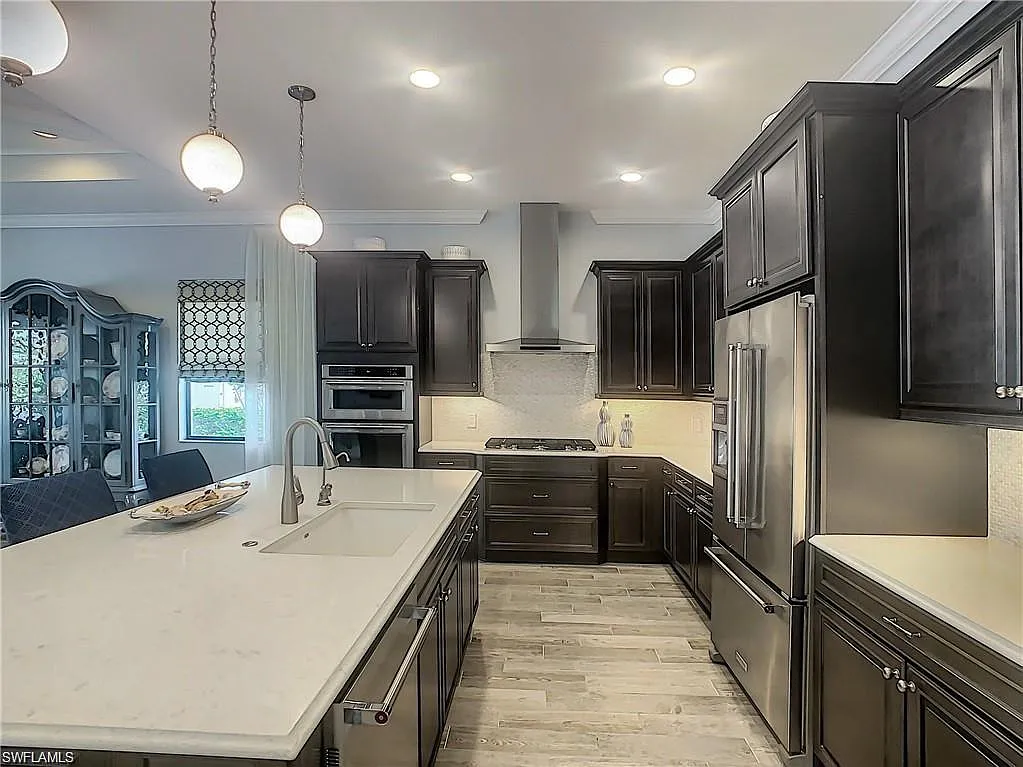 3 bed, 4.5 bath, 2785 sqft, $14,500 — Photo 4