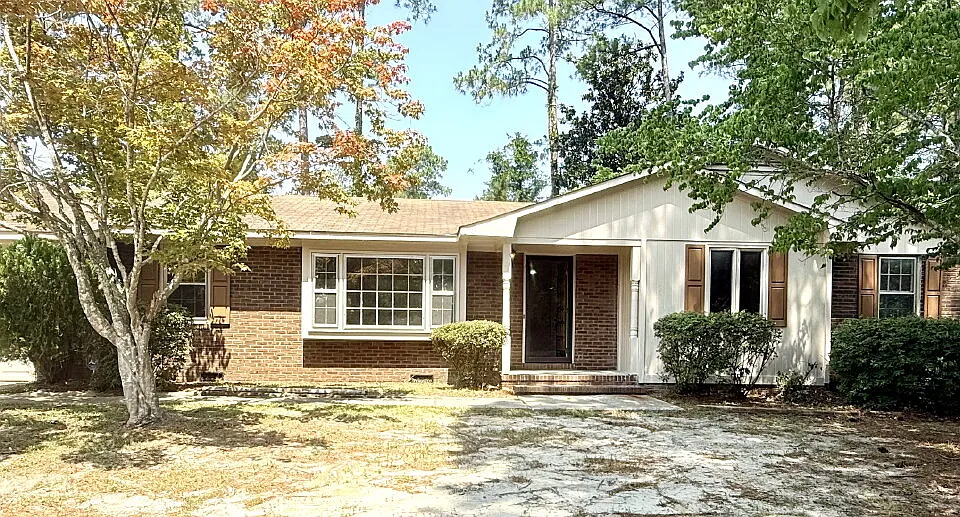 1525 Trevino Dr