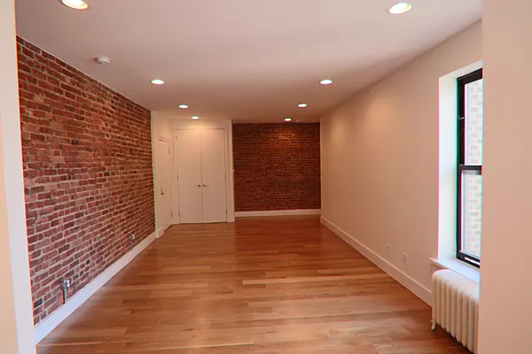 Rented by PMG Real Estate  | media 65