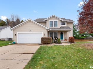 2723 E 58th St, Davenport, IA 52807