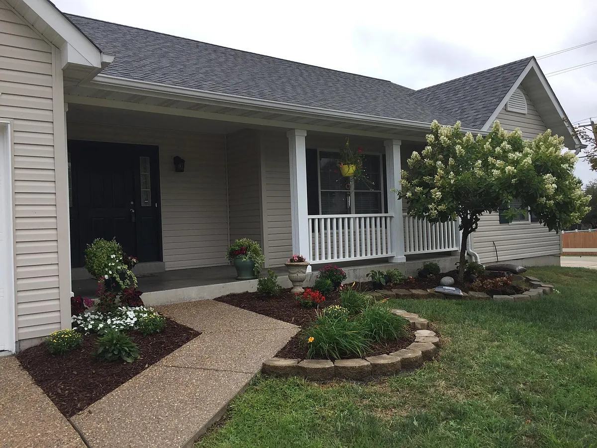 Building Photo - 7196 Heald Dr