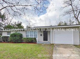 7950 Lorient Dr, Jacksonville, FL 32210