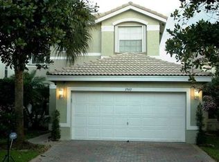 1944 SW 149th Ave, Hollywood, FL 33027